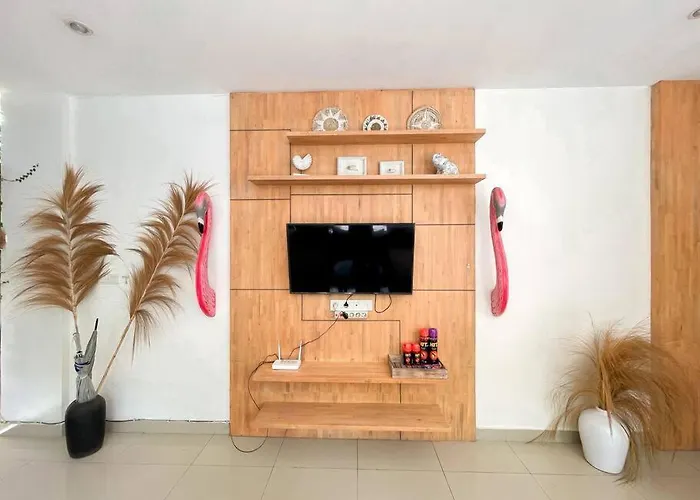 Villa Tepi Pantai Seminyak
