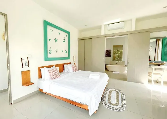 Villa Tepi Pantai